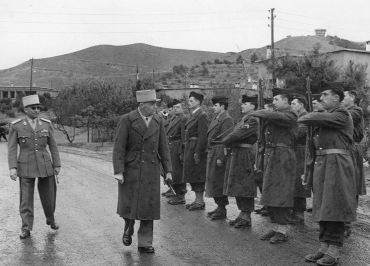 Bou_Tazoult_revue_avant_messe_1955
